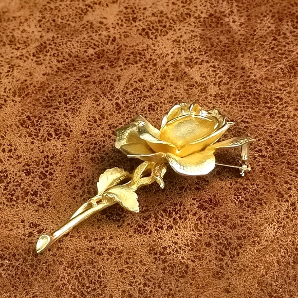 Vintage Gold Tone Large Rose Brooch 3" - Picture 4 of 7